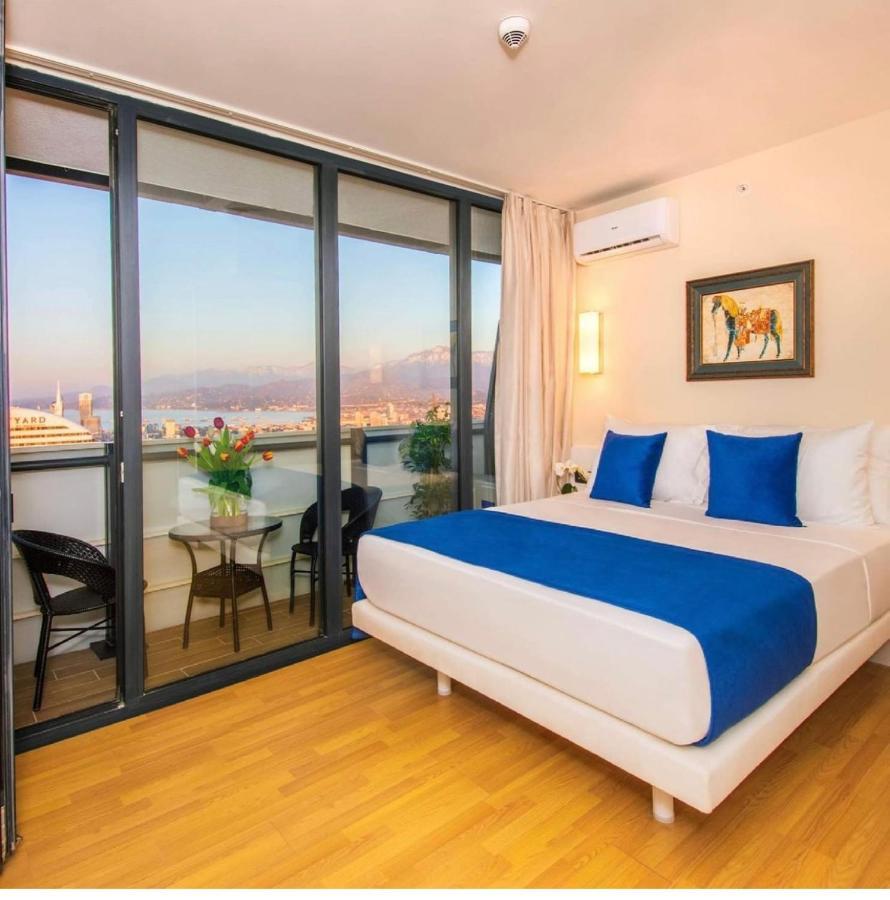 Orbi City Suite Batumi Exterior foto